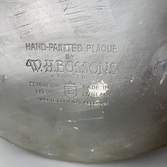 Vintage W.H. Bossons Hand-Painted Wall‎ Plaque Blacksmith Workshop Scene England - Picture 5 of 6